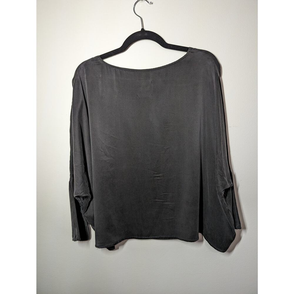 Jamie + The Jones Navy 100% Silk T-Top - Picture 3 of 3